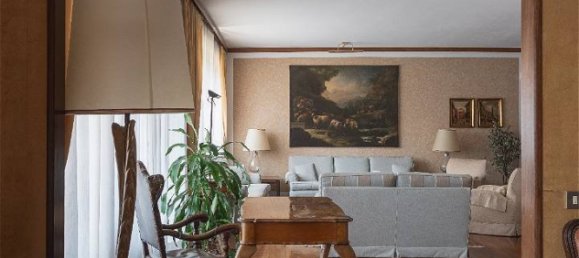 5 bedrooms Apartment in Milan, Italy No. 320760 7