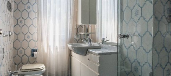 5 bedrooms Apartment in Milan, Italy No. 320760 20