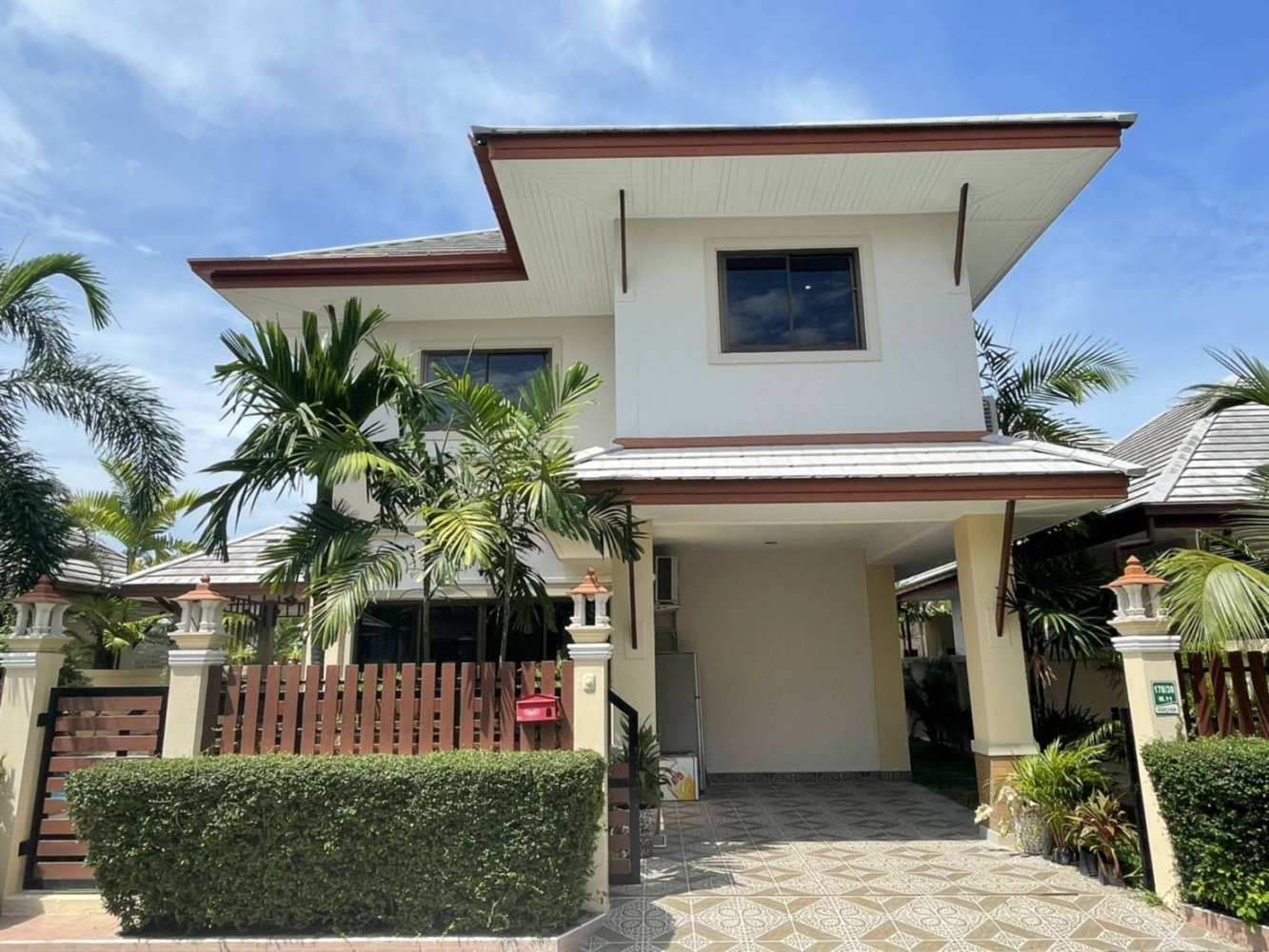 Кафе / ресторан с 4 спальнями в Паттайя, Таиланд № 4055