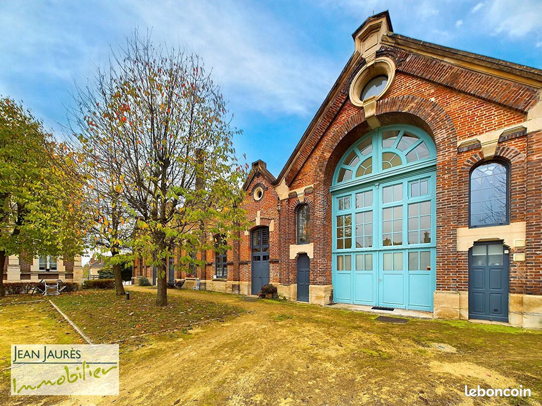 3 bedrooms Apartment in Sainte-Savine, France No. 156478