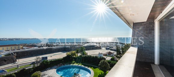 3 bedrooms Penthouse in Cascais, Portugal No. 119923 16
