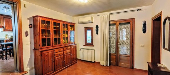 8 rooms Villa in Ponte Buggianese, Italy No. 275704 12