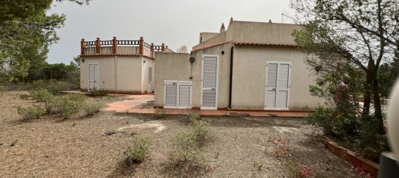 4 bedrooms Villa in Sardinia, Italy No. 243077 4