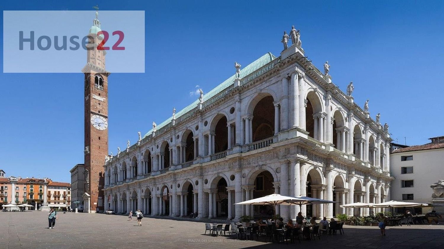 3 bedrooms Duplex in Vicenza, Italy No. 400852