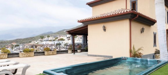 Villa de 5 dormitorios en Adeje, Spain No. 126299 27