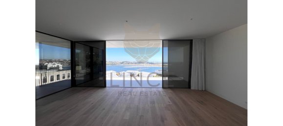 Apartamento de 2 dormitorios en Porto, Portugal No. 62848 3