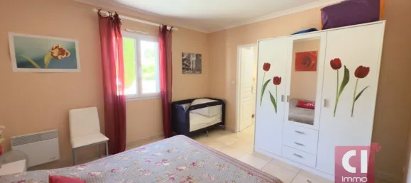 Villa de 3 dormitorios en La Roquebrussanne, France No. 316767 11