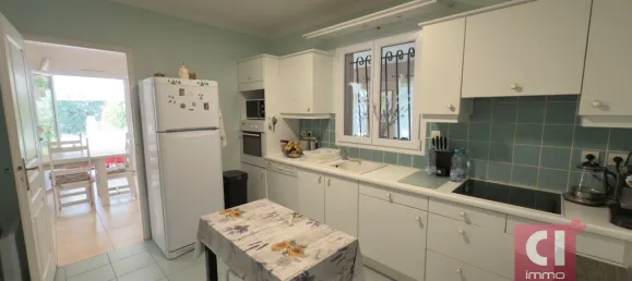 Villa de 3 dormitorios en La Roquebrussanne, France No. 316767 8