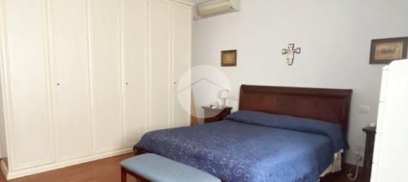 Apartamento T2 em Rome, Italy N.º 167131 13