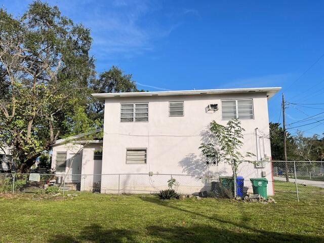 3 dormitorios villa en venta en Miami, Miami-Dade, Florida, USA № 613368