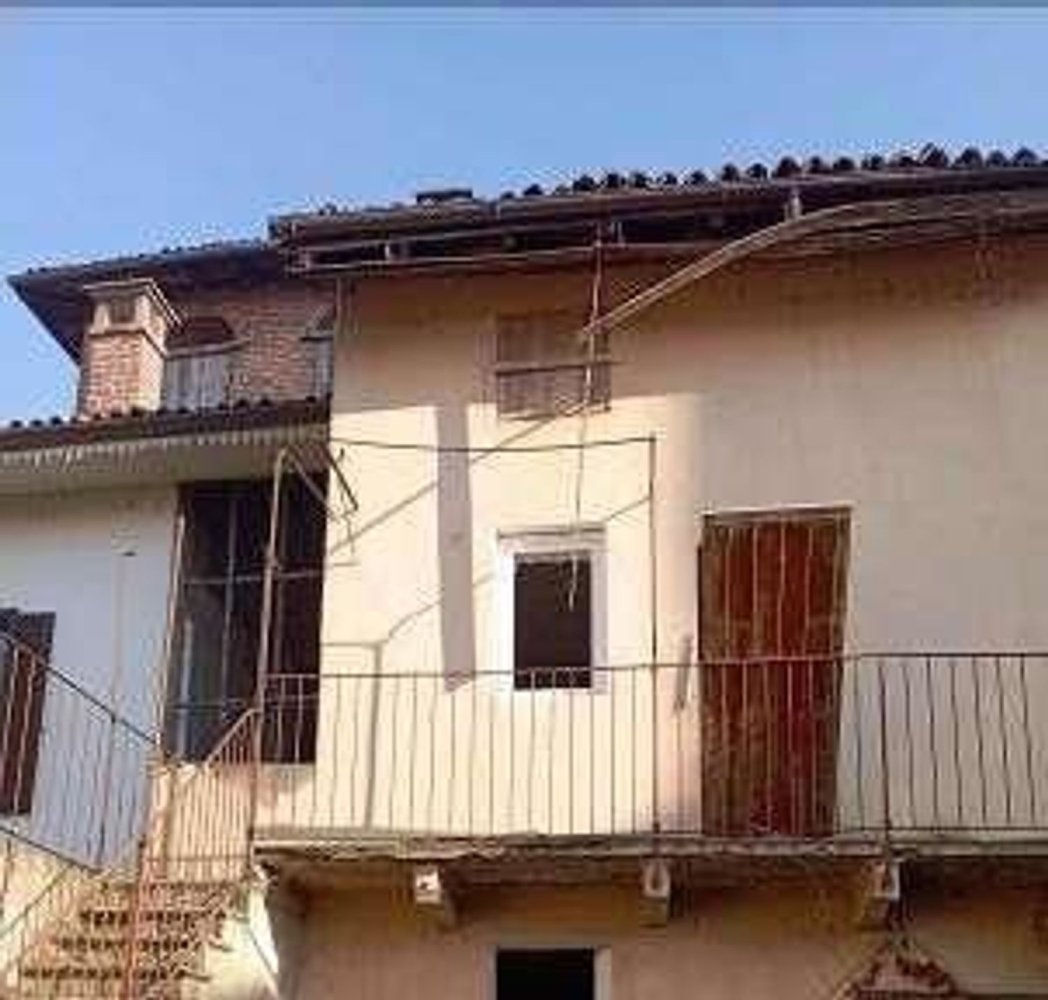 6 Schlafzimmer Villa in Rosasco, Italy, Nr. 392026