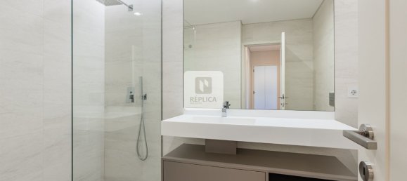 Apartamento de 3 dormitorios en Matosinhos, Portugal No. 160461 30