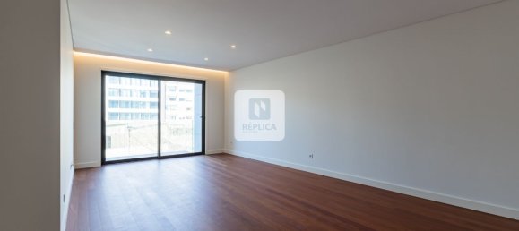 Apartamento de 3 dormitorios en Matosinhos, Portugal No. 160461 7