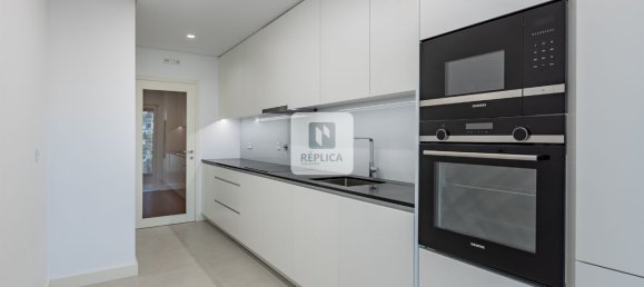 Apartamento de 3 dormitorios en Matosinhos, Portugal No. 160461 15