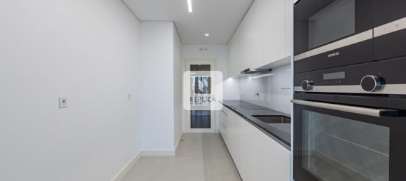 Apartamento de 3 dormitorios en Matosinhos, Portugal No. 160461 10