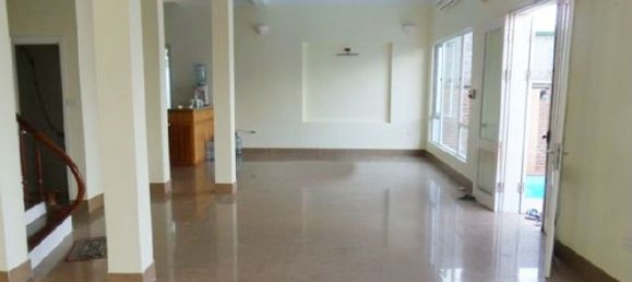 Casa de 4 dormitorios en Tay Ho, Vietnam No. 4482 6