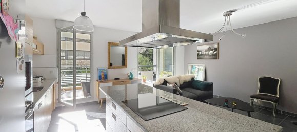 2 chambres Appartement à Marseille, France No. 336219 5