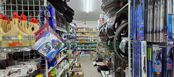 652m² Commercial property in Portico di Caserta, Italy No. 278881 8