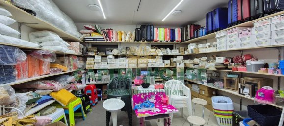 652m² Commercial property in Portico di Caserta, Italy No. 278881 4