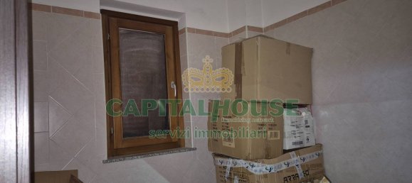 652m² Commercial property in Portico di Caserta, Italy No. 278881 5