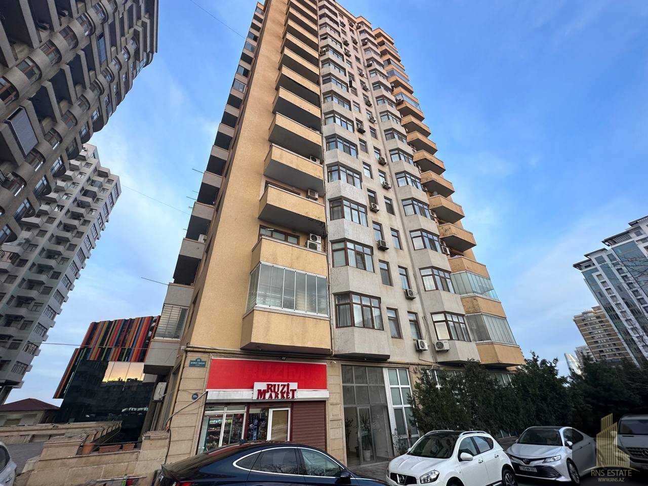 Apartamento T3 em Yasamal, Azerbaijan N.º 1894