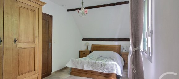 5 Schlafzimmer Schlösser in Broyes, France, Nr. 94012 9