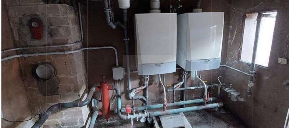 Квартира с 5 комнатами в Лавена Понте Треза, Италия № 179916 23