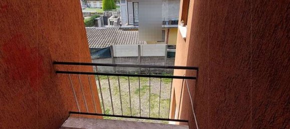 Квартира с 5 комнатами в Лавена Понте Треза, Италия № 179916 32