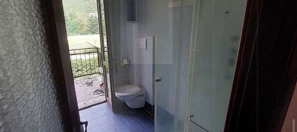 Квартира с 5 комнатами в Лавена Понте Треза, Италия № 179916 34