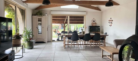 3 bedrooms House in Plaine-et-Vallees, France No. 293787 3