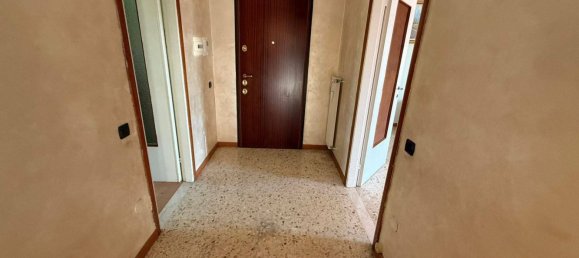 3 rooms Apartment in Arzago d'Adda, Italy No. 276453 3
