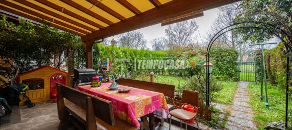 4 rooms House in Modena, Italy No. 75709 20