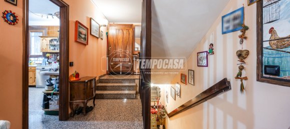 4 rooms House in Modena, Italy No. 75709 9