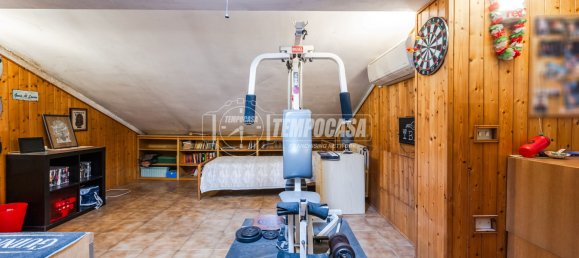 4 rooms House in Modena, Italy No. 75709 2