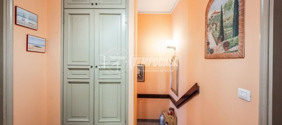 4 rooms House in Modena, Italy No. 75709 32