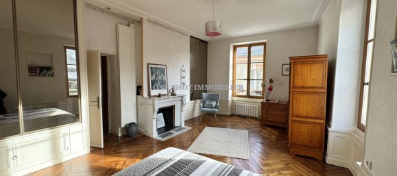 Duplex T4 em Orleans, France N.º 329709 3