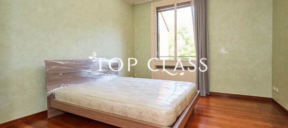 2 bedrooms Villa in Basiglio, Italy No. 143970 3