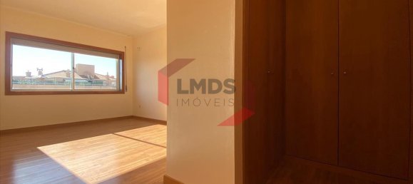 Apartamento de 2 dormitorios en Vila Nova de Gaia, Portugal No. 83704 14