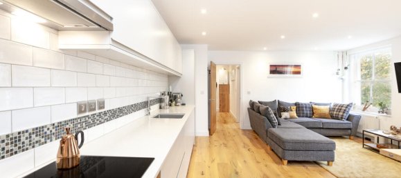 2 bedrooms Apartment in London, United Kingdom No. 10561 6