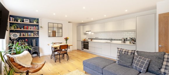 2 bedrooms Apartment in London, United Kingdom No. 10561 10