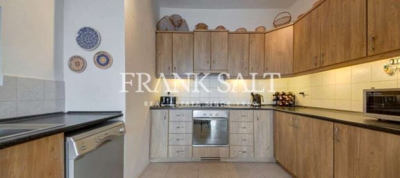 2 bedrooms Apartment in Nadur, Malta No. 7 4