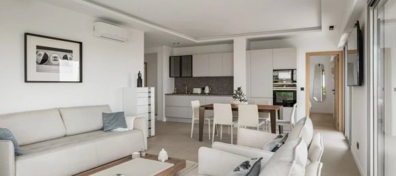 3 Schlafzimmer Wohnung in Cannes, France, Nr. 1951 8