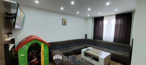 Casa de 12 dormitorios en Strasshof an der Nordbahn, Austria No. 140034 3