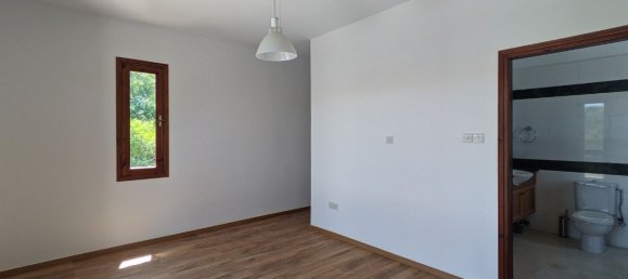 Casa T4 em Paphos, Cyprus N.º 9800 13