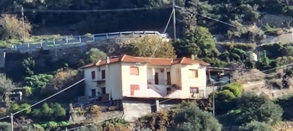 4 rooms House in Taggia, Italy No. 116441 26