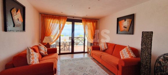 2 bedrooms Building in Playa Paraiso, Spain No. 14014 4