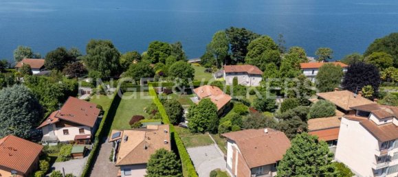 4 bedrooms Villa in Ispra, Italy No. 295849 15