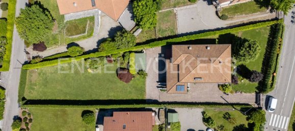 4 bedrooms Villa in Ispra, Italy No. 295849 18