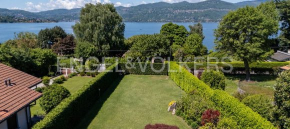 4 bedrooms Villa in Ispra, Italy No. 295849 3