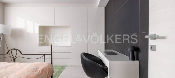 4 bedrooms Villa in Ispra, Italy No. 295849 25